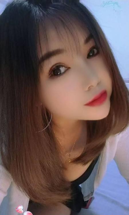 服务贴心大胸姐姐