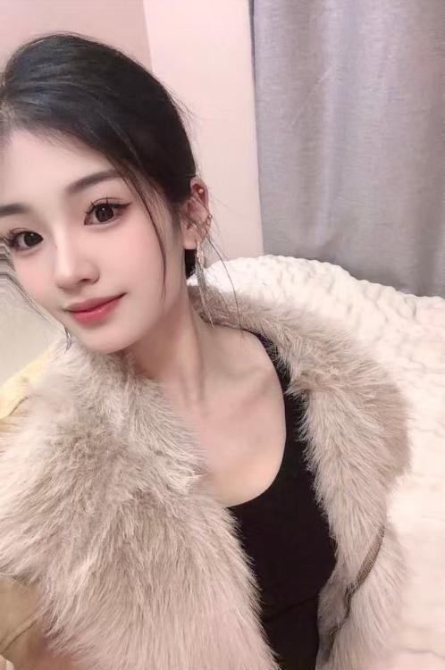 普陀制服诱惑老师美娜