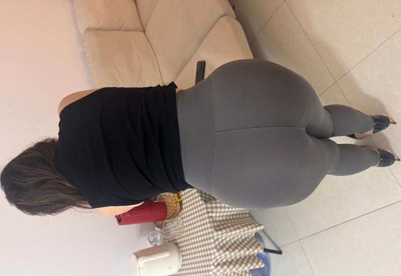 海珠肉臀美少妇