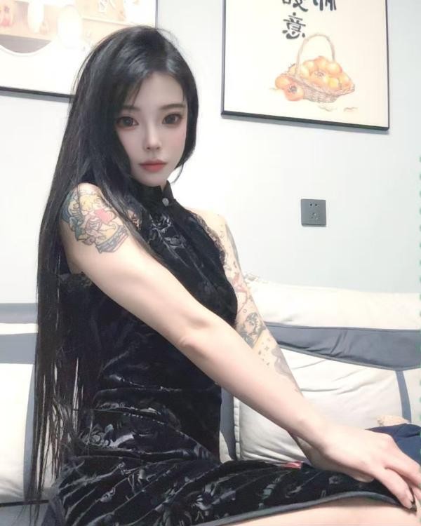 二府庄精神小妹夏夏