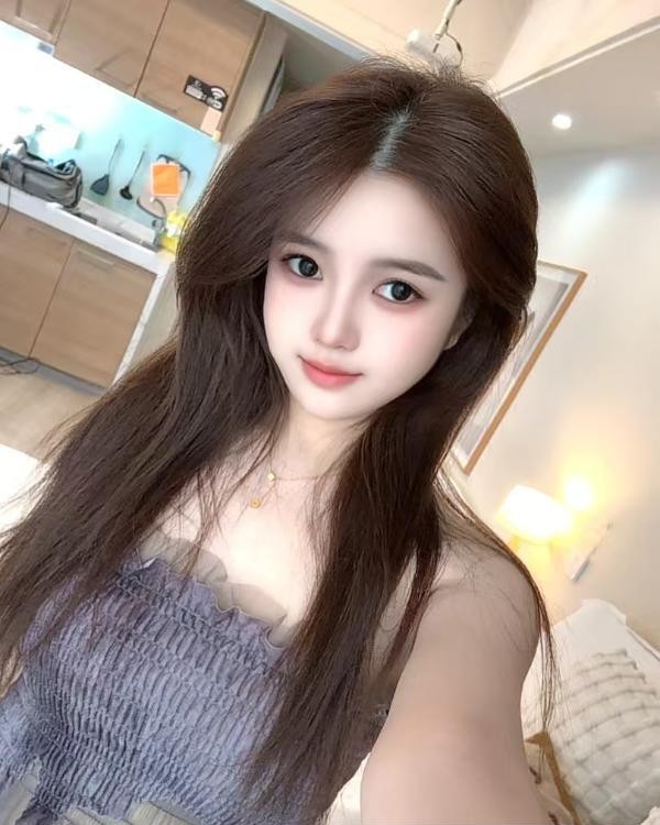 制服诱惑小姐姐