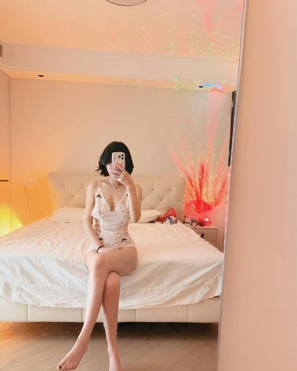 宝藏女友MiCo老师