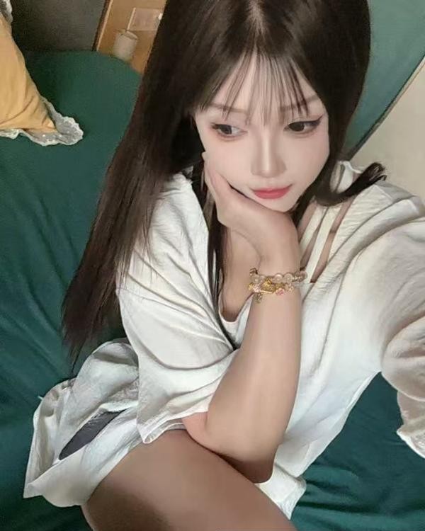 可萝可御的喵喵姐姐