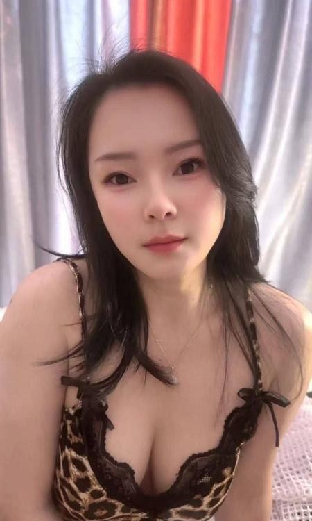 岳麓少妇果子姐