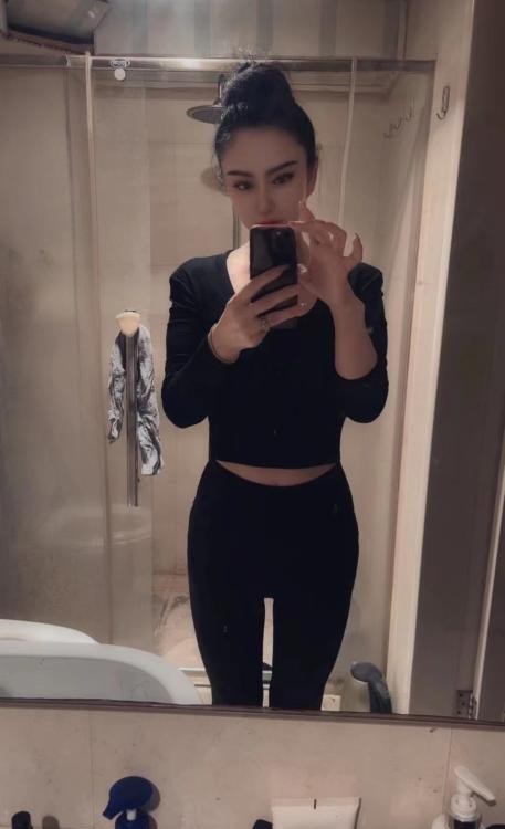 软奶翘臀大长腿