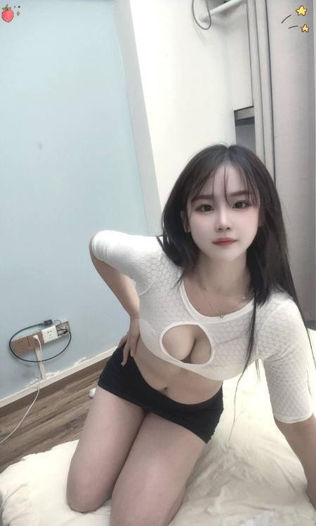 龙华听话大长腿美女