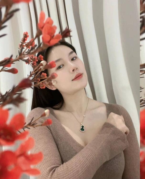 南山性感娇娘佳佳