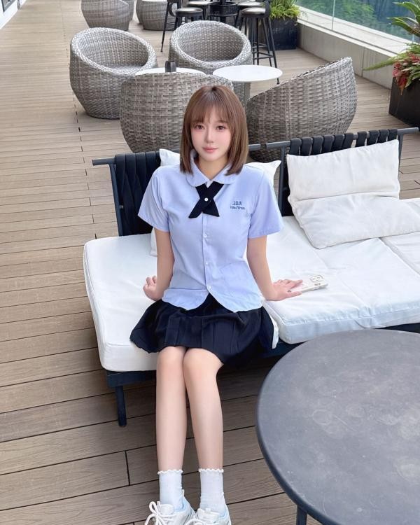 南山清纯小美女安安