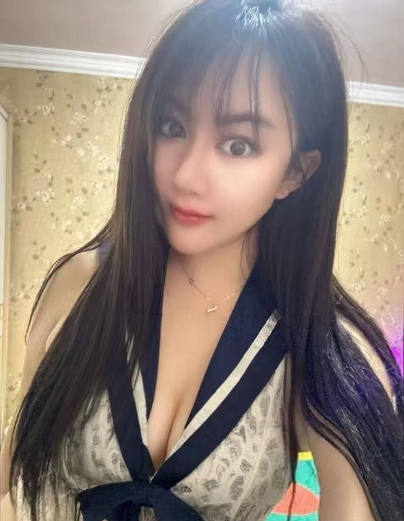 上城服务系少妇洋洋