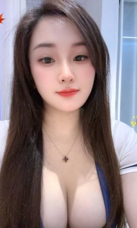 管城雪白大奶雷雷