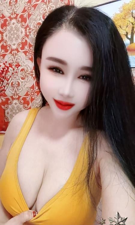 练瑜伽的小骚妇