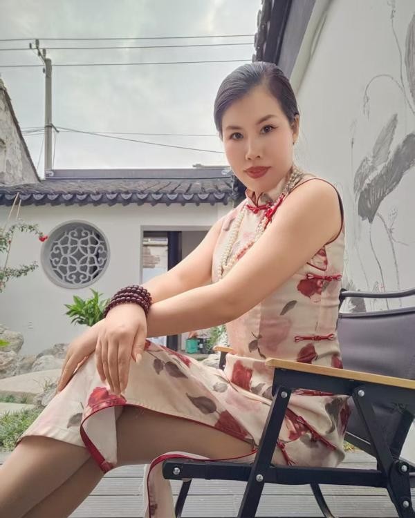 NTR反差人妻丽姐