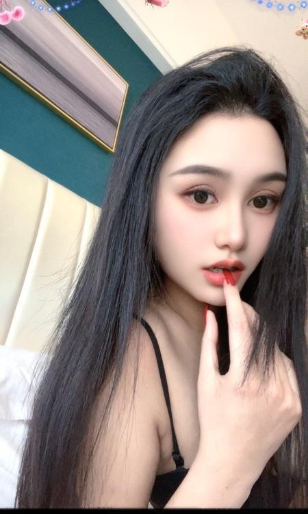 春节不打烊小姐姐