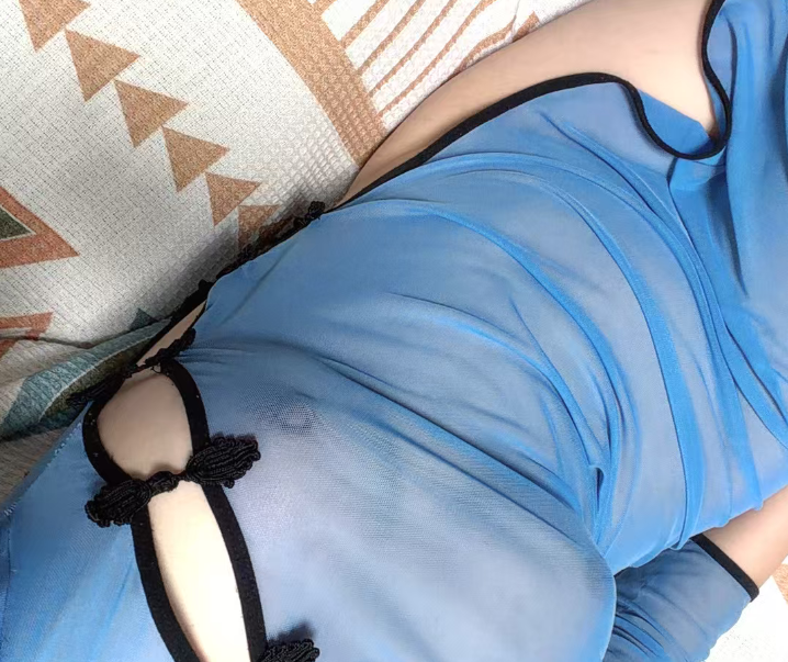 服务系风骚美臀少妇