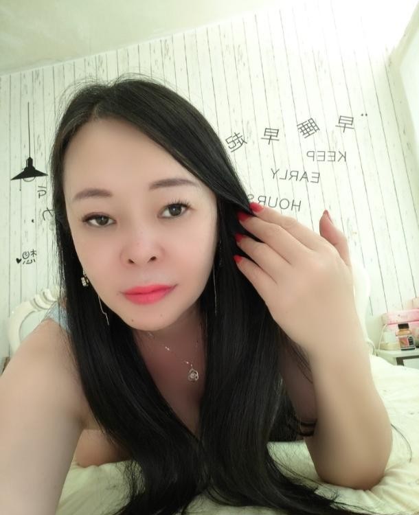 沙区温柔成熟姐姐