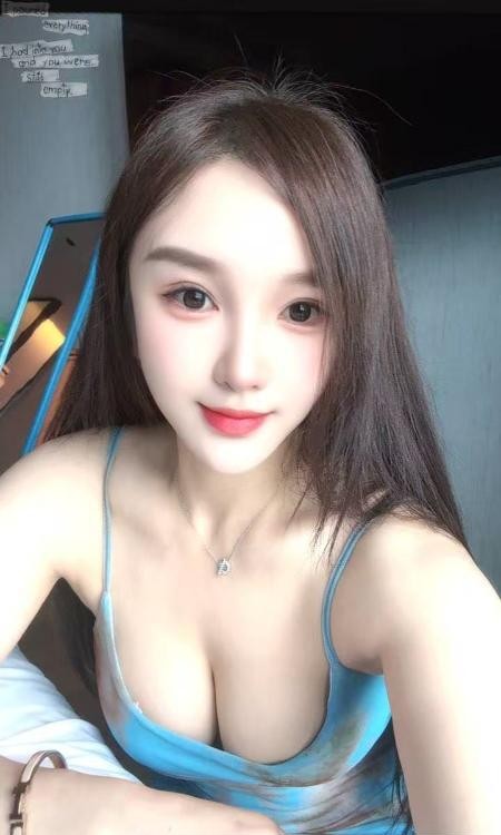 雁塔区大胸御姐莉莉斯