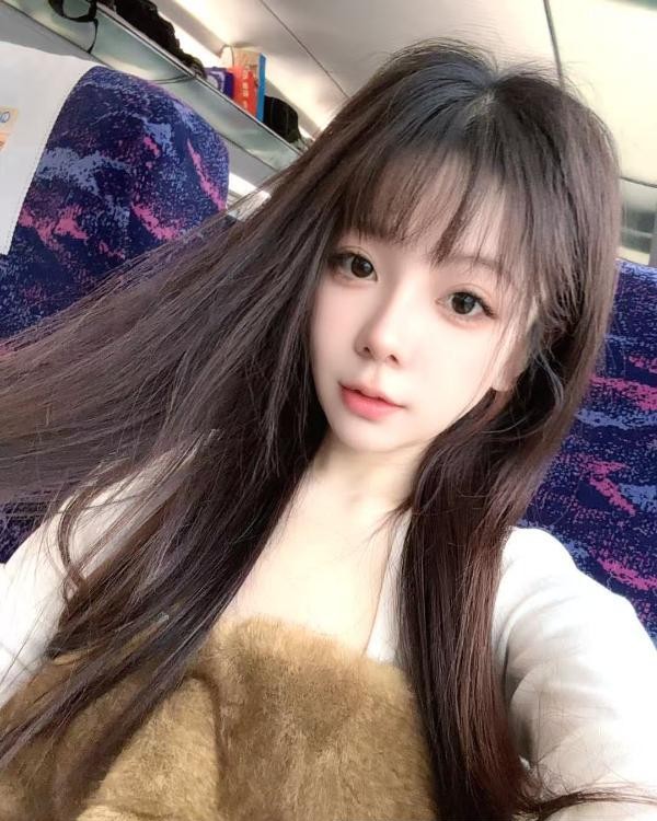 蜀山甜美小姐姐