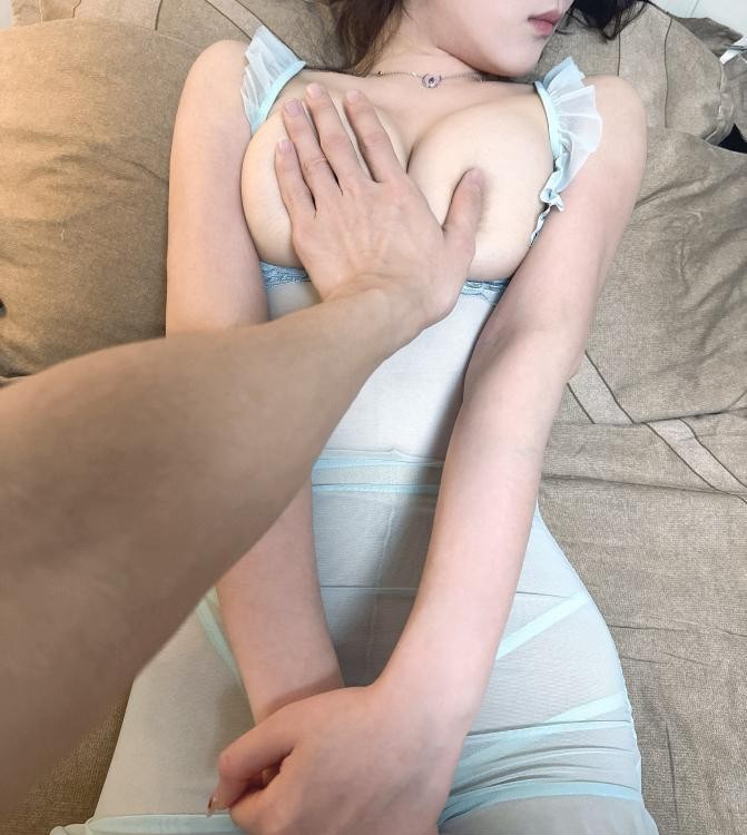 过年不休息大胸