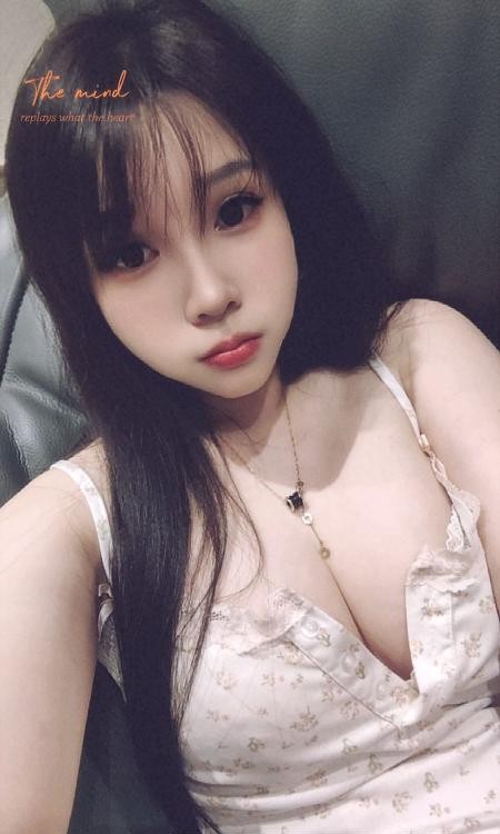 天河舌吻小妖精