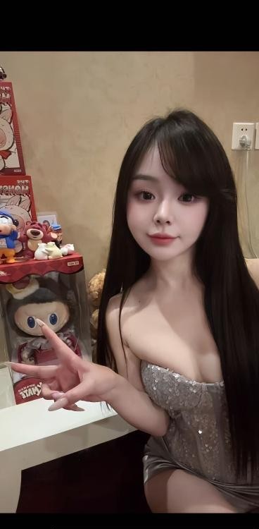 天府颜值小鱼儿