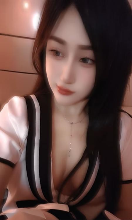 出击小网红柔柔