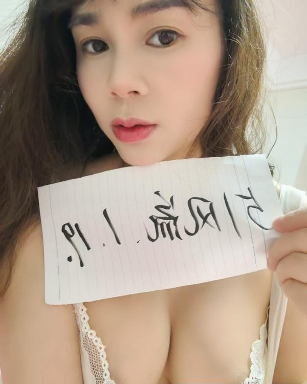 兼职美乳妹子