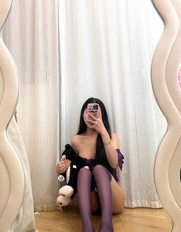 二刷风骚制服屁桃