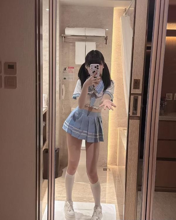 回归双马尾小萝莉