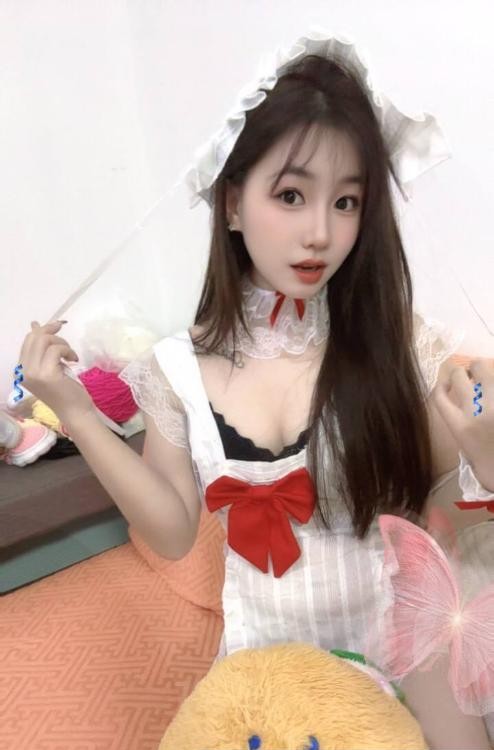 武侯肤白女友感涵涵