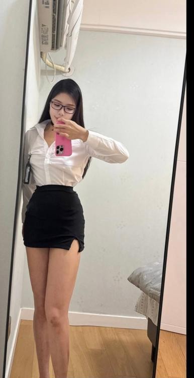 新区台湾大白腿MM