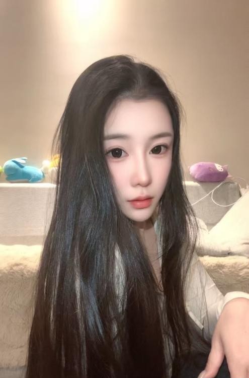 江宁颜值美女沐沐