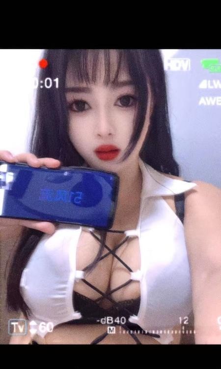 卡戴珊身材蔡文姬