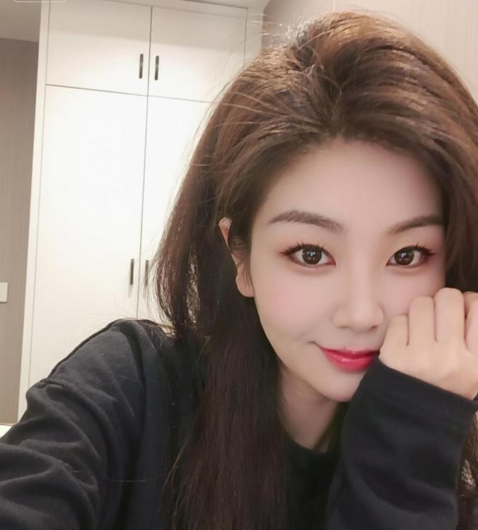 清纯小姐姐妮妮