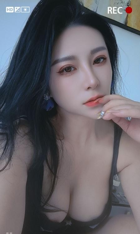 御姐范功夫美少妇