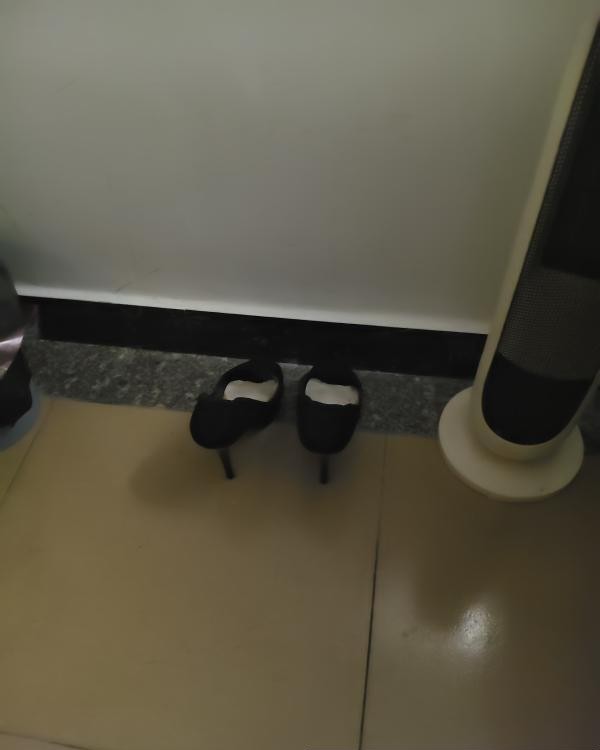 海珠肥臀少妇月儿