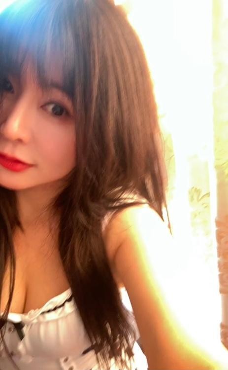 新宫服务性小姐姐希希