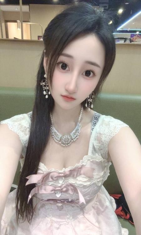 吴中丰满妹子糖糖