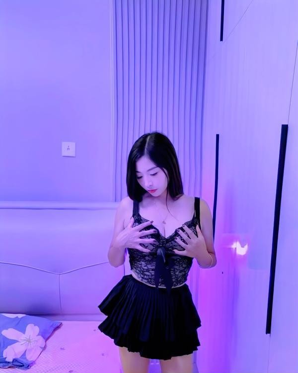 上城小骚妇冰冰