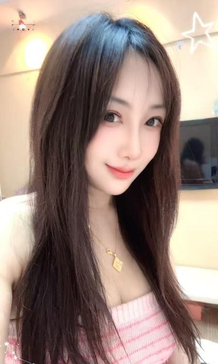 秦淮高颜值气质美女