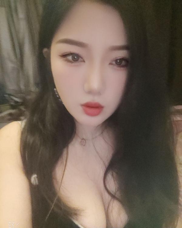 深圳无限火力双飞少妇