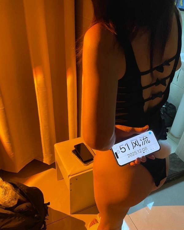 滨江颜值御姐酥酥