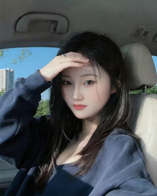 D胸三点粉嫩妹妹