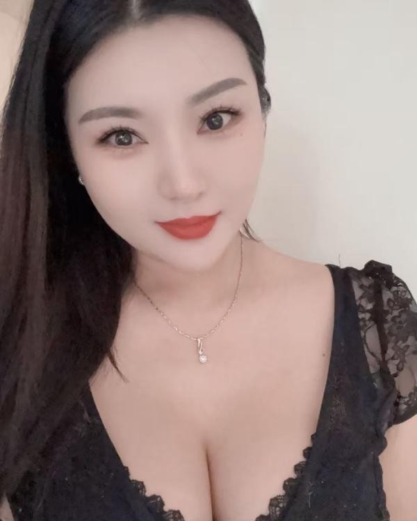 南稍门风骚月儿