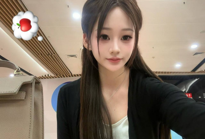 天河甜美性感草莓