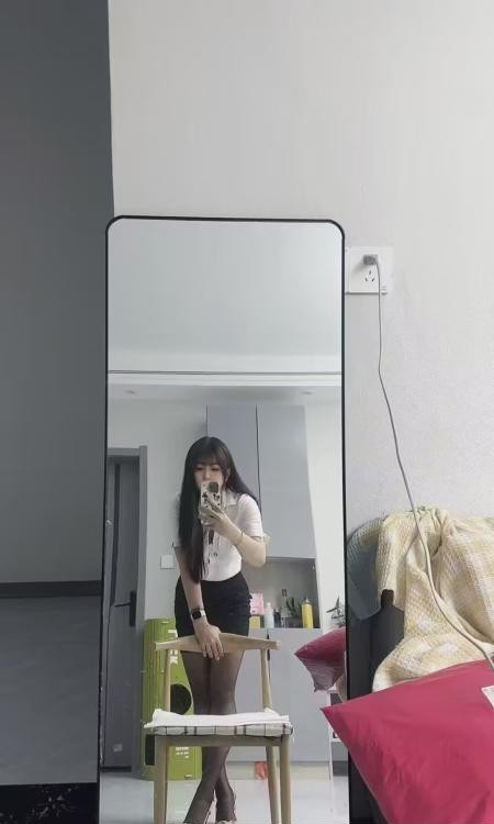 高挑小姐姐莹莹