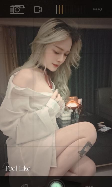 南城御姐舌吻晓晓