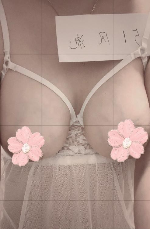 江夏区肥臀大啵妹