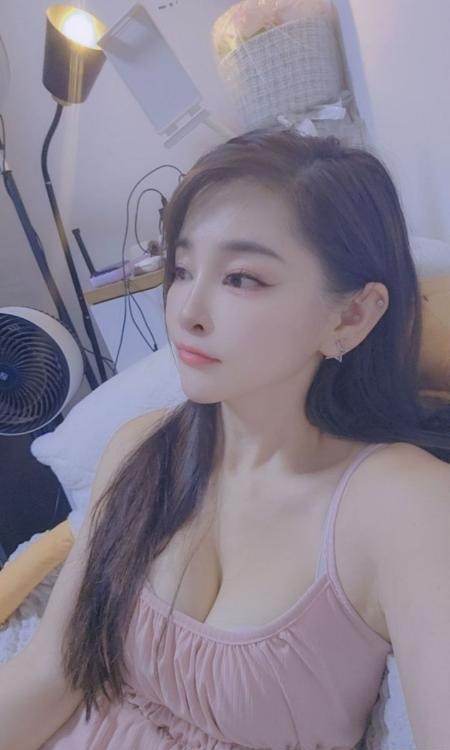 温柔体贴服务系甜儿