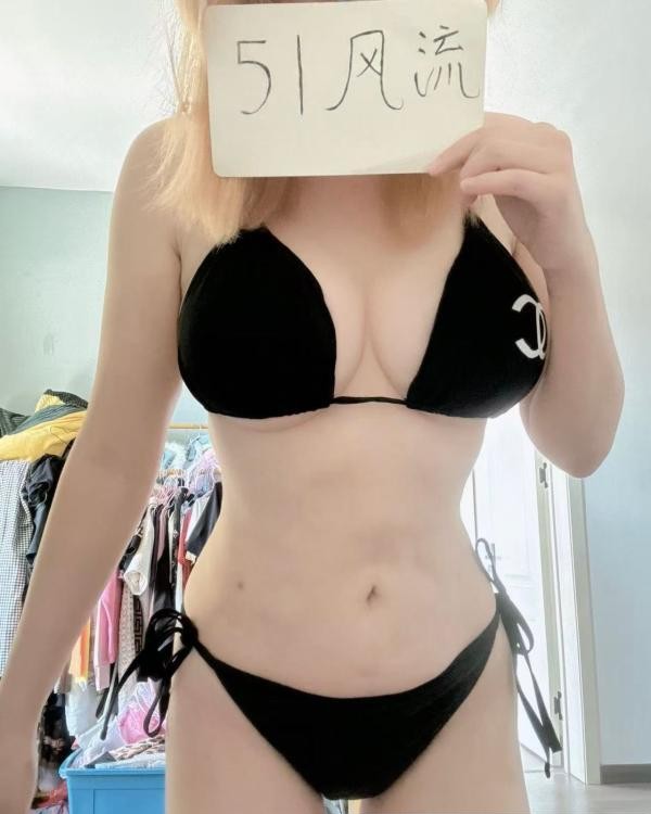 沈北大胸诱惑少妇