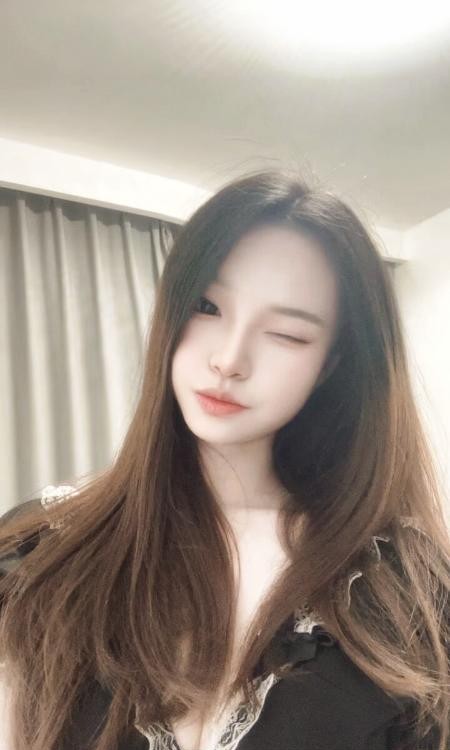 恰食人间水蜜桃